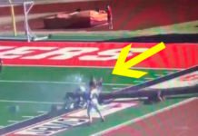 Un poste de la luz cae durante un partido de fútbol en Arkansas y le parte la pierna al linier