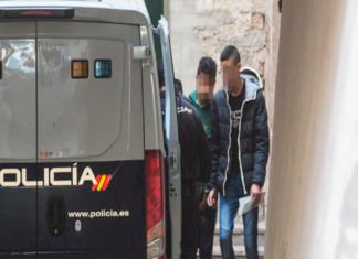 El juzgado acuerda internar a los tres menores por violar a una compañera de instituto de la Marina Alta