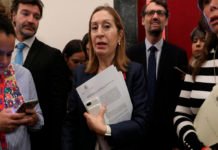 Los letrados del Congreso dan el visto bueno a la tramitación de los permisos de paternidad