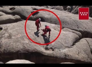 Impresionante rescate de un perro con un helicóptero en La Pedriza