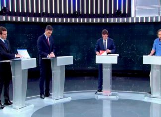 Ribera arrasa en el debate a 4