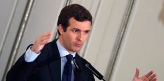 Pablo Casado: “Sánchez prefiere las manos manchadas de sangre que manos blancas”