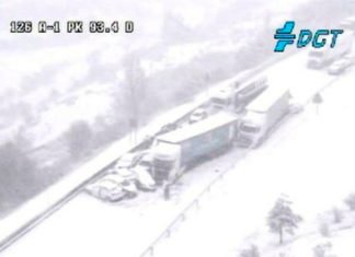 Accidente múltiple en la A-1 en Somosierra por culpa de la nieve