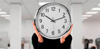 Este domingo entra en vigor la obligación de fichar en el trabajo: ¿en qué consiste el registro horario?