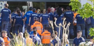 Los trabajadores de Iveco, en «shock» tras el suicidio de una empleada por la difusión de un vídeo sexual