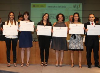 El Gobierno hará una inspección «impecable» del control horario en el trabajo.