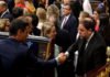 Sánchez y Junqueras se saludan durante la primera votación de la constitución del Congreso