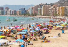 Detienen a cinco hombres por el asalto sexual a una mujer cuando salía de una playa naturista