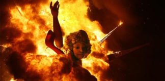 El fuego pone punto y final a la «nit de la cremà»