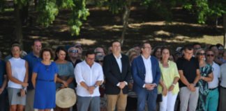 El Partido Popular de Benidorm es acorralado por algunos vecinos ante casos gravísimos de corrupción