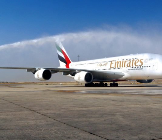 La aerolínea Emirates ofrece en España sueldos de 2.400 euros al mes y casa gratis en Dubai