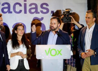 Albert Rivera deriva a los líderes autonómicos de PP, Cs y Vox el desbloqueo político en Madrid y Murcia