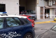 ASESINADA «Una mujer muere apuñalada por su marido en Elche»