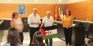 La nueva corporación municipal recibe a los niños saharahuis en el Ayuntamiento de San Vicente del Raspeig