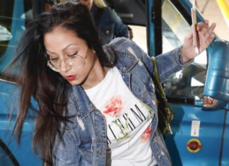 Dakota cuenta su drama: la muerte de su hermano, las visitas a la cárcel para ver a su novio y su alcoholismo