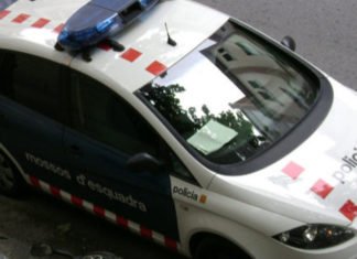 Dos hombres y una mujer detenidos por una presunta violación múltiple en Barcelona