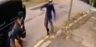 Intentaron asaltar a Ozil y su compañero Kolasinac lo defendió