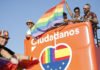 Tensión en el Orgullo bajo el grito de: «fuera del Orgullo» el avance de la pancarta naranja al grito de «Hipócritas».