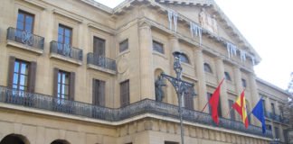 Bildu apoya el gobierno del PSOE en Navarra pese a contar en su historial once asesinatos entre los socialistas