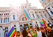 Vox denuncia el gasto de 14.900 euros de Hacienda en preservativos anales para el Orgullo Gay en Madrid