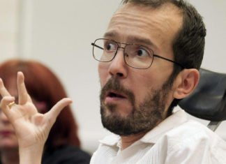 El PSOE se levanta de la mesa de negociación con Podemos y fuerza la aceptación de su última oferta de gobierno