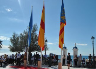 «Los tontos de Benidorm….y otros pueblos alicantinos» (ensayo)