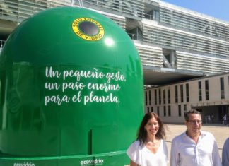 ¿Quién recicla en Benidorm?. ¿Reciclo yo?, ¿reciclas tú?. Nooooo, ¡¡¡recicla él!!!