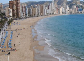 Pedro Sánchez y el PSOE podrían dejar sin viajes del IMSERSO este año a jubilados y pensionistas de España