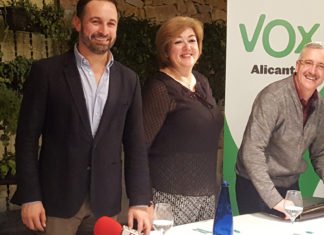 Vox renuncia al proyecto del PP de «España Suma» y se presentará en solitario a las próximas elecciones generales