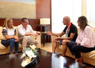 Un bombero de Benidorm es laureado en China con dos oros y una plata