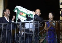 Elche arranca sus Fiestas de Agosto con un emotivo pregón a cargo del exjugador ilicitano Nino