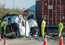 Un muerto y 9 heridos en un accidente de tráfico entre un autocar y un turismo en la AP-7 en Amposta