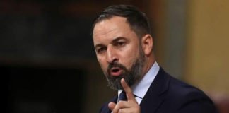 El líder de Vox acusa a la ONG: «Open Arms no es una ONG, es una base operativa de la extrema izquierda»