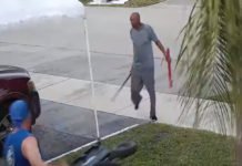 VÍDEO: Un hombre agrede a su vecino con una espada tras una disputa por un carrito