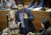 El Gobierno autonómico de la Comunidad Valenciana provoca el descontento de entidades y centros educativos con un polémico Megáfono