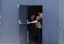 La empresa causante de la listeriosis ocultó que seguía vendiendo chorizos a un centro comercial bajo la marca de «La Mechá»