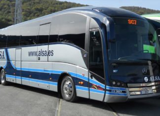 La Guardia Civil investiga al chófer de un autobús por conducción temeraria en Cartagena