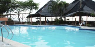 El reto más asqueroso del verano: «defecar en las piscinas municipales»