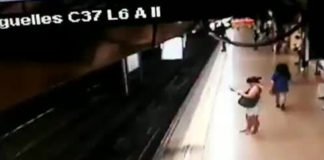 El juzgado ha decretado prisión sin fianza para el hombre que empujó a otro a la vía del metro en Madrid