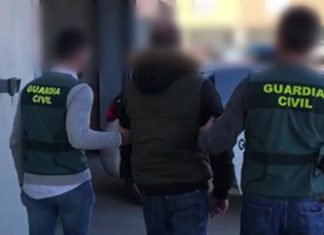 Detenidos 2 menores por violar a otra menor en una playa de Cullera (Valencia). Los presuntos autores de la agresión han ingresado de forma cautelar en un centro de menores.