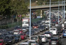 Benidorm registra hoy primeras retenciones de la operación salida de agosto, atascos desde la nacional 332 y la AP-7