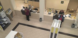 Han detenido en una oficina de Correos de Ceuta a un hombre que intentaba enviar tres paquetes con 29 kilos de hachís