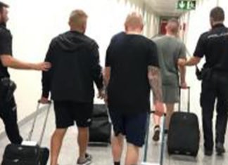 Han sido detenidos los cinco británicos buscados por delitos de desorden público a su llegada al Aeropuerto de El Altet