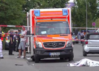 Un inmigrante sirio que entro en 2015 con la oleada de inmigrantes, mató ayer con una katana a un ciudadano alemán en la ciudad de Stuttgart.