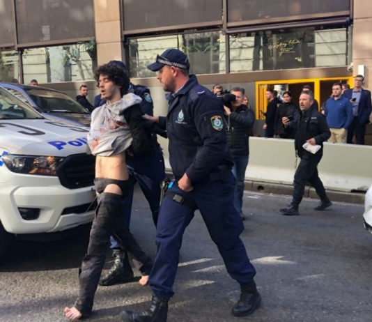 Detenido el hombre que intento un apuñalamiento múltiple en el centro de Sidney