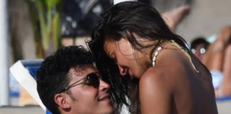 Sofia Suescum en topless le da rienda suelta a la pasión con Kiko Jiménez (Topless dentro de la noticia)