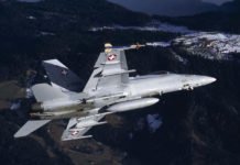 La OTAN justifica el rastreo de un F-18 español al avión de un ministro de Rusia porque volaba «cerca» del espacio aliado (VÍDEO)