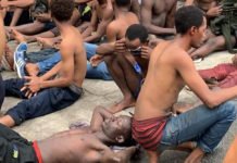 Alrededor de 200 inmigrantes subsaharianos han conseguido entrar en Ceuta bordeando el espigón de Benzú