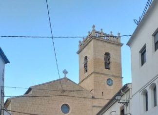 La Fiesta de la Vaca Castalla 2019. Emoción, mentireta y unos cuantos revolcones