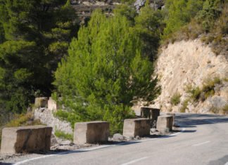 La Diputación destina una limosna de su presupuesto anual para mejorar las carreteras alicantinas